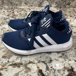 Adidas Swift Runner X Sneaker